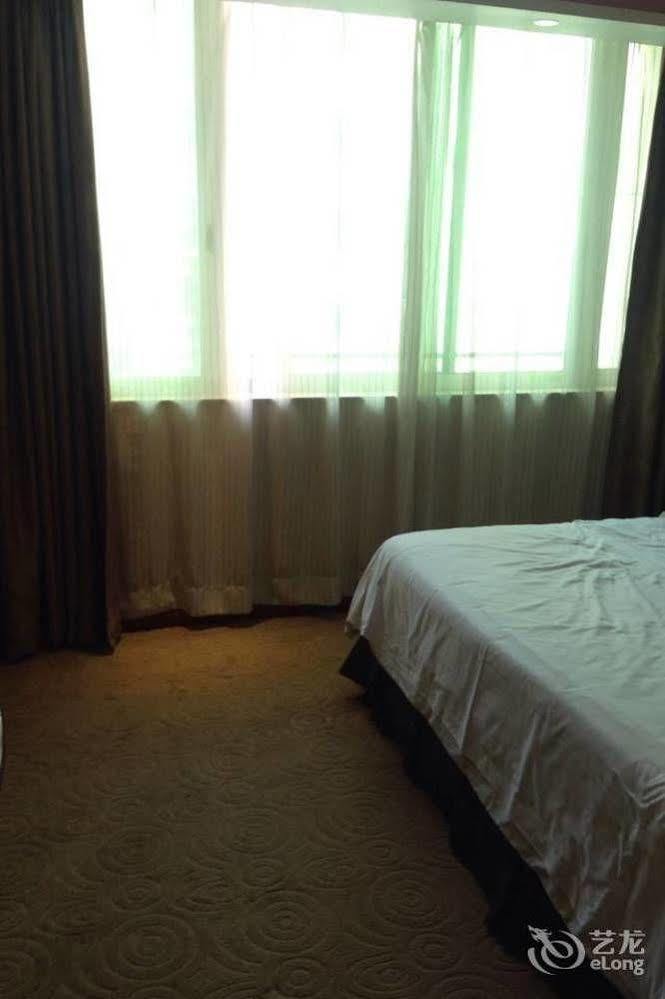 Vienna Hotel Shenzhen Railway Station Zewnętrze zdjęcie